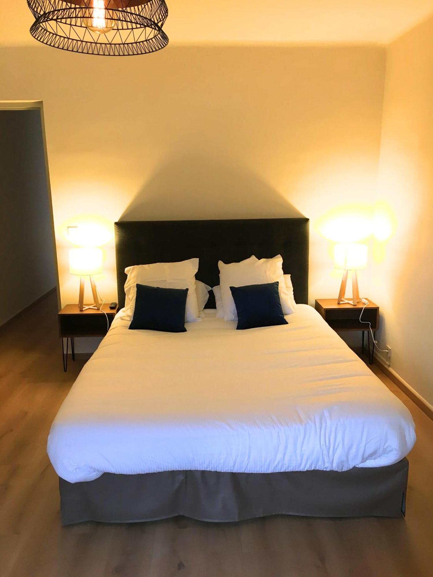 Les résidences du port appartements meublés Porto  Extérieur photo